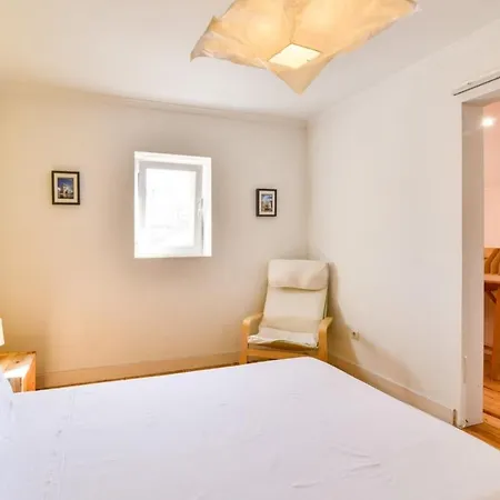 Amazing 3bdr W/lisbon View In Santos Апартаменты