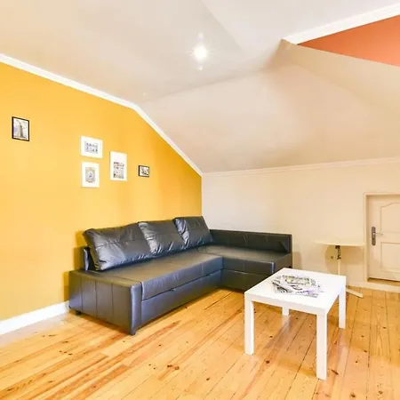 Amazing 3bdr W/lisbon View In Santos Apartment *
